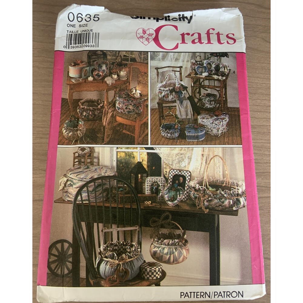 VTG Simplicity 0635 Fabric Covered Baskets Boxes & Frames UNCUT Craft Pattern FF